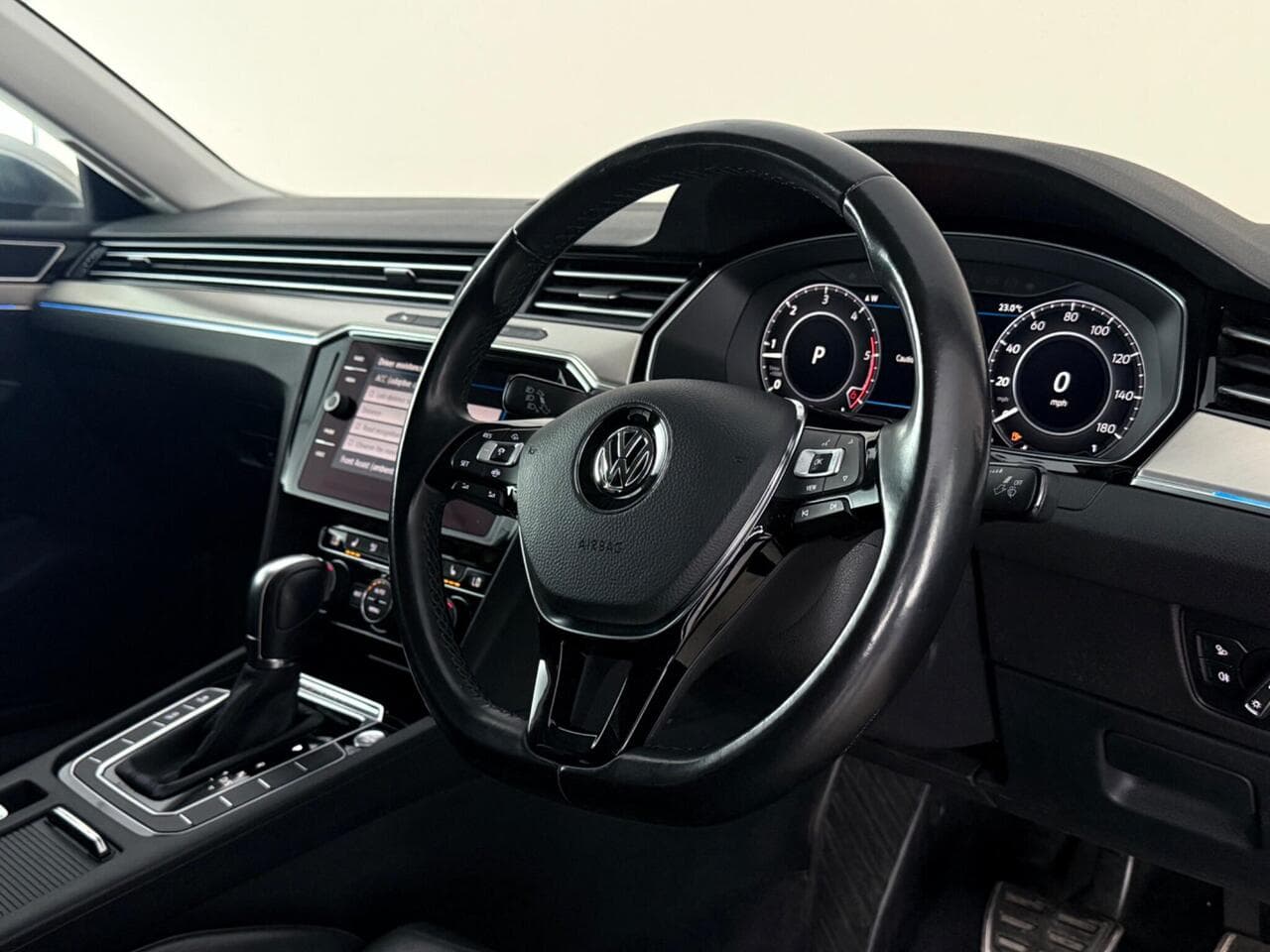 Volkswagen Arteon thumbnail Steering Wheel