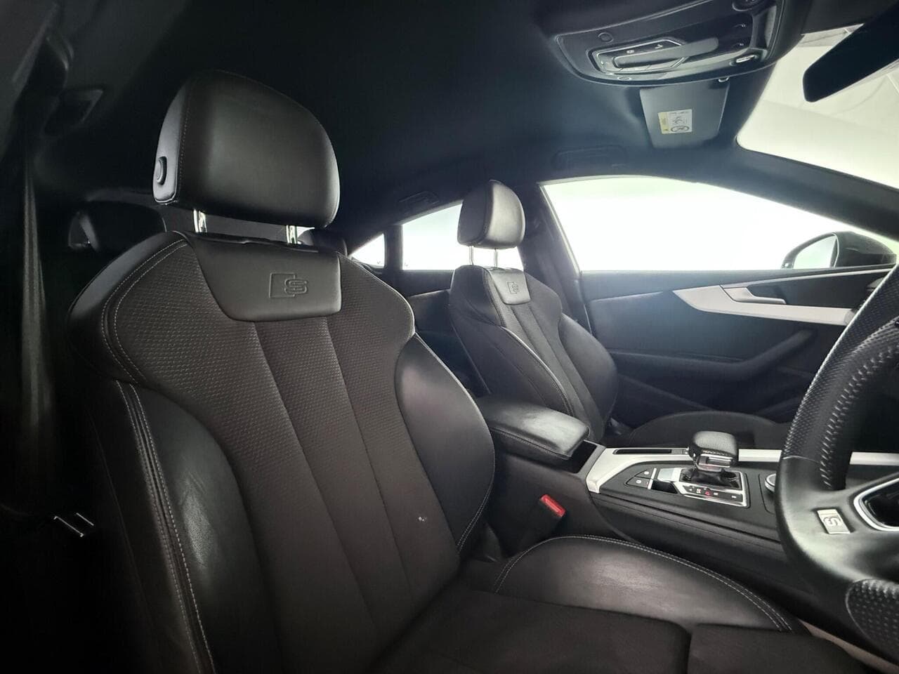 Audi A5 thumbnail Seat Driver