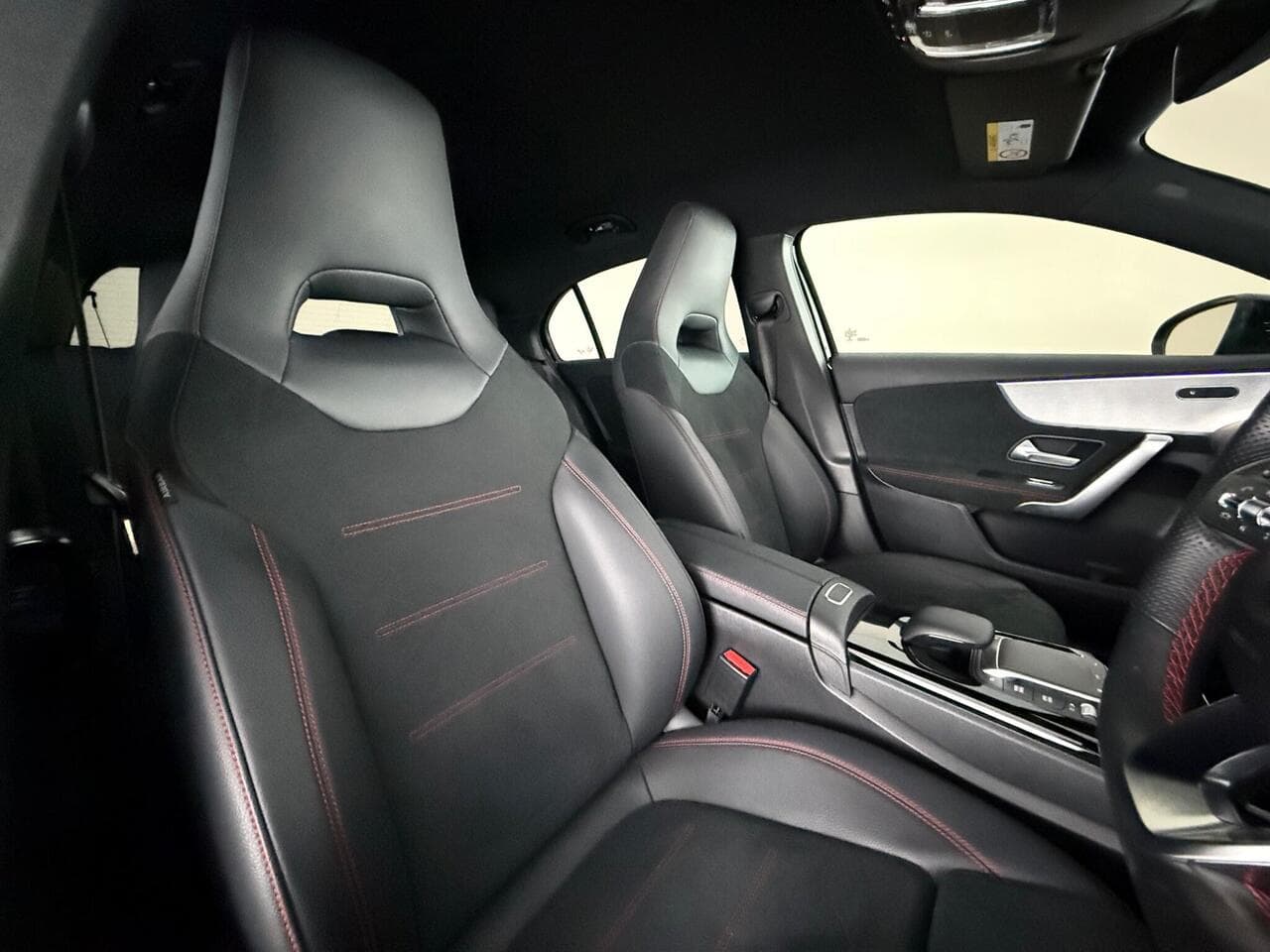 Mercedes-Benz A Class thumbnail Seat Driver