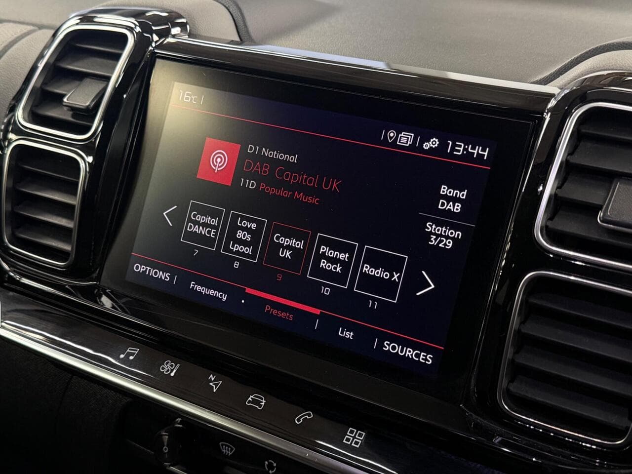 Citroen C5 Aircross thumbnail Infotainment System