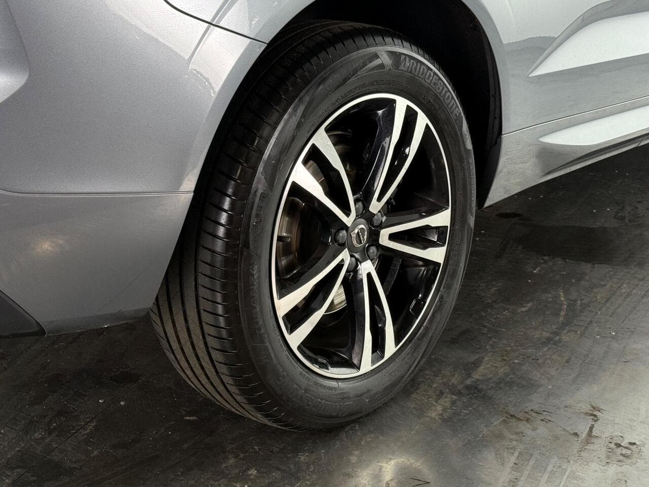 Volvo XC60 thumbnail Wheel