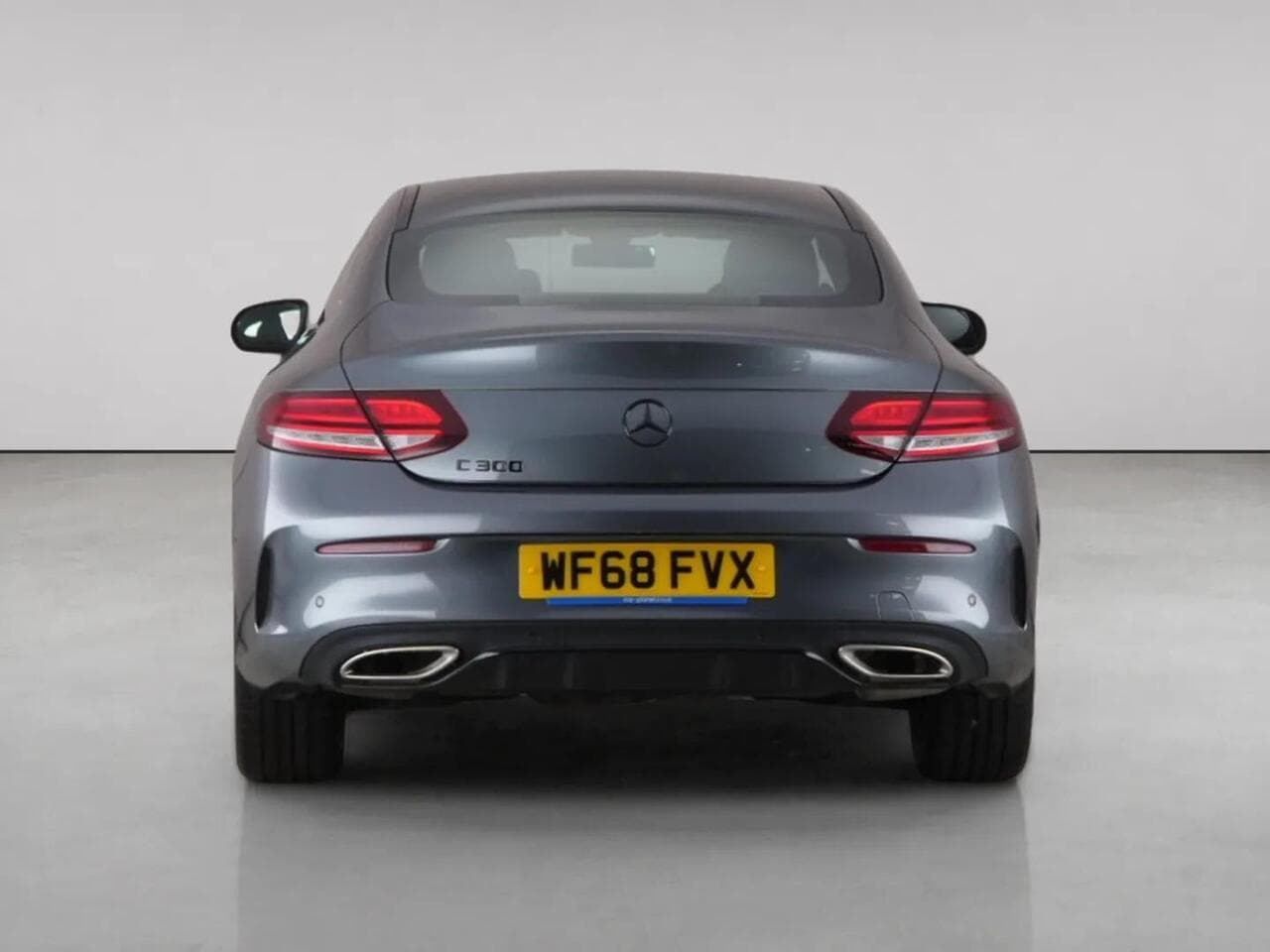 Mercedes-Benz C Class thumbnail Rear