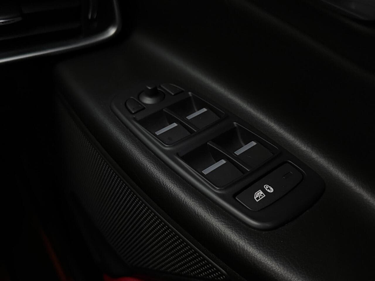 Jaguar XE thumbnail Misc Controls