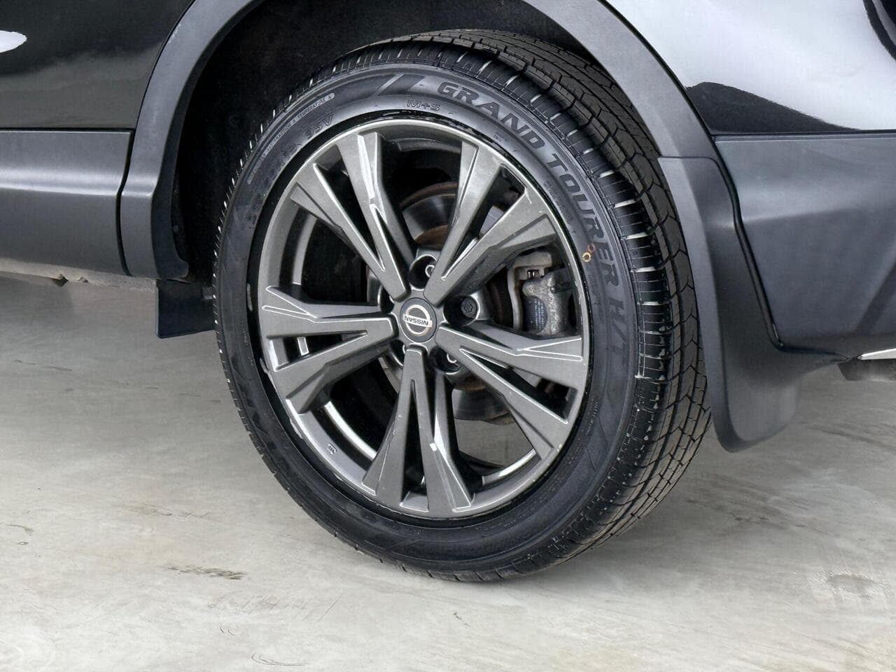 Nissan Qashqai thumbnail Wheel