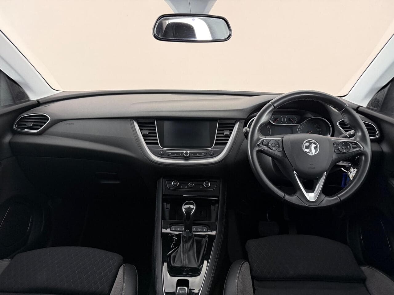 Vauxhall Grandland X thumbnail Interior Front