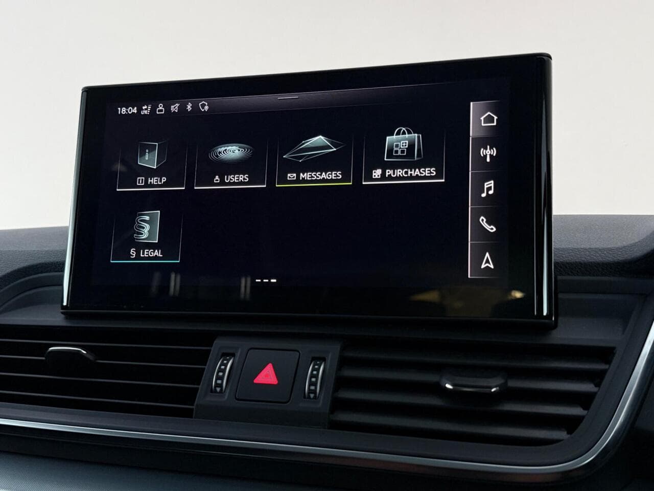 Audi Q5 thumbnail Infotainment System