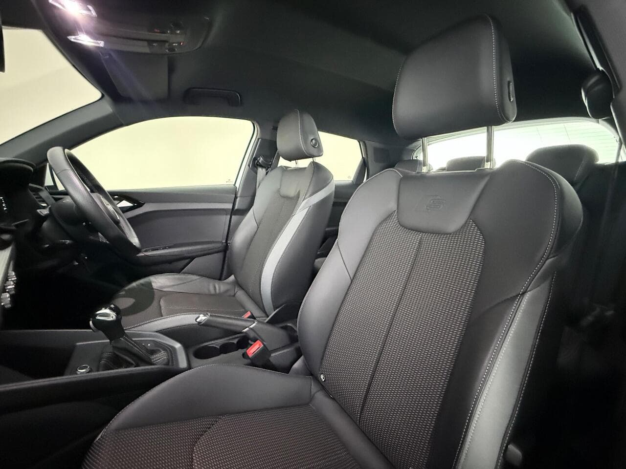 Audi A1 thumbnail Seat Front Passenger