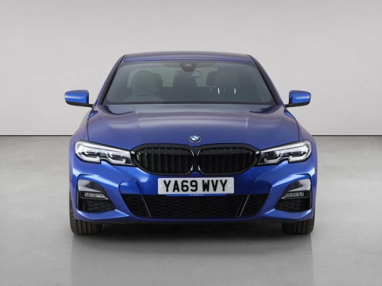 BMW 3 Series thumbnail Front