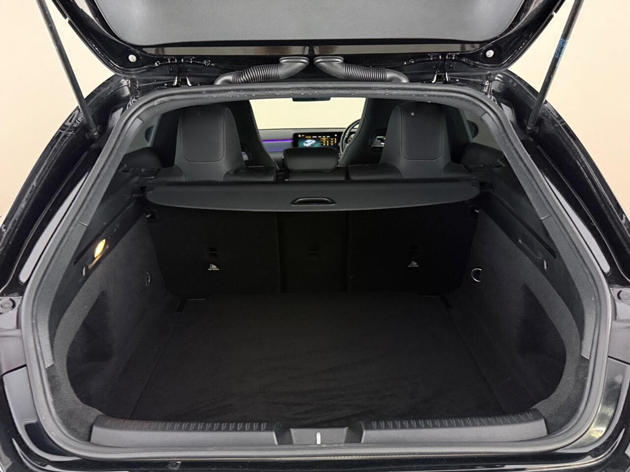 Mercedes-Benz CLA thumbnail Boot