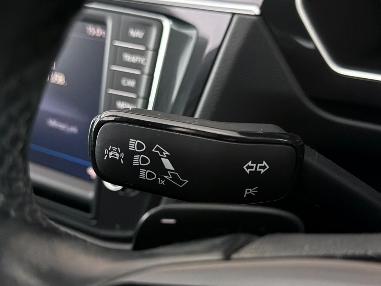 Volkswagen Tiguan thumbnail Misc Controls