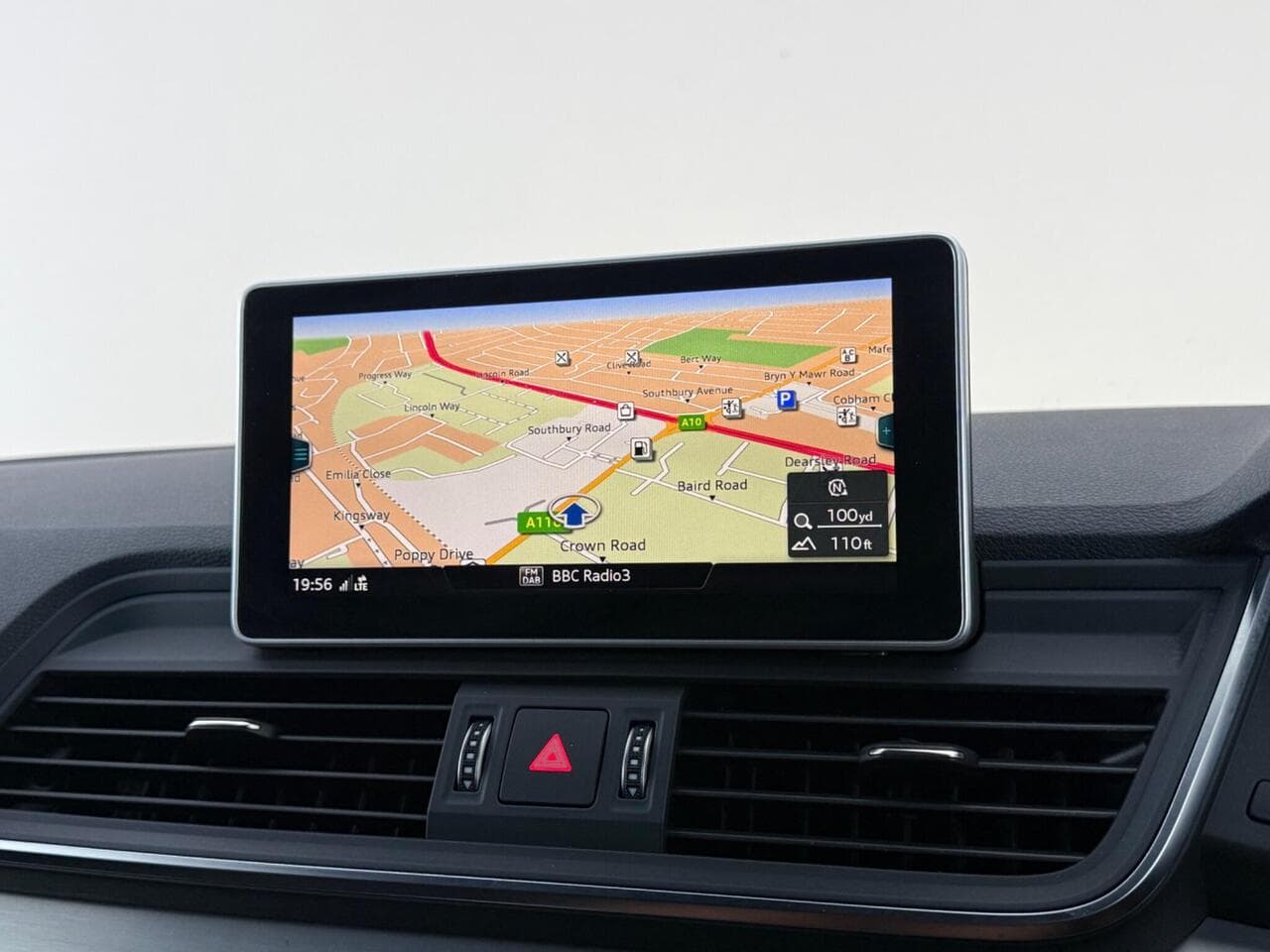 Audi Q5 thumbnail Infotainment System