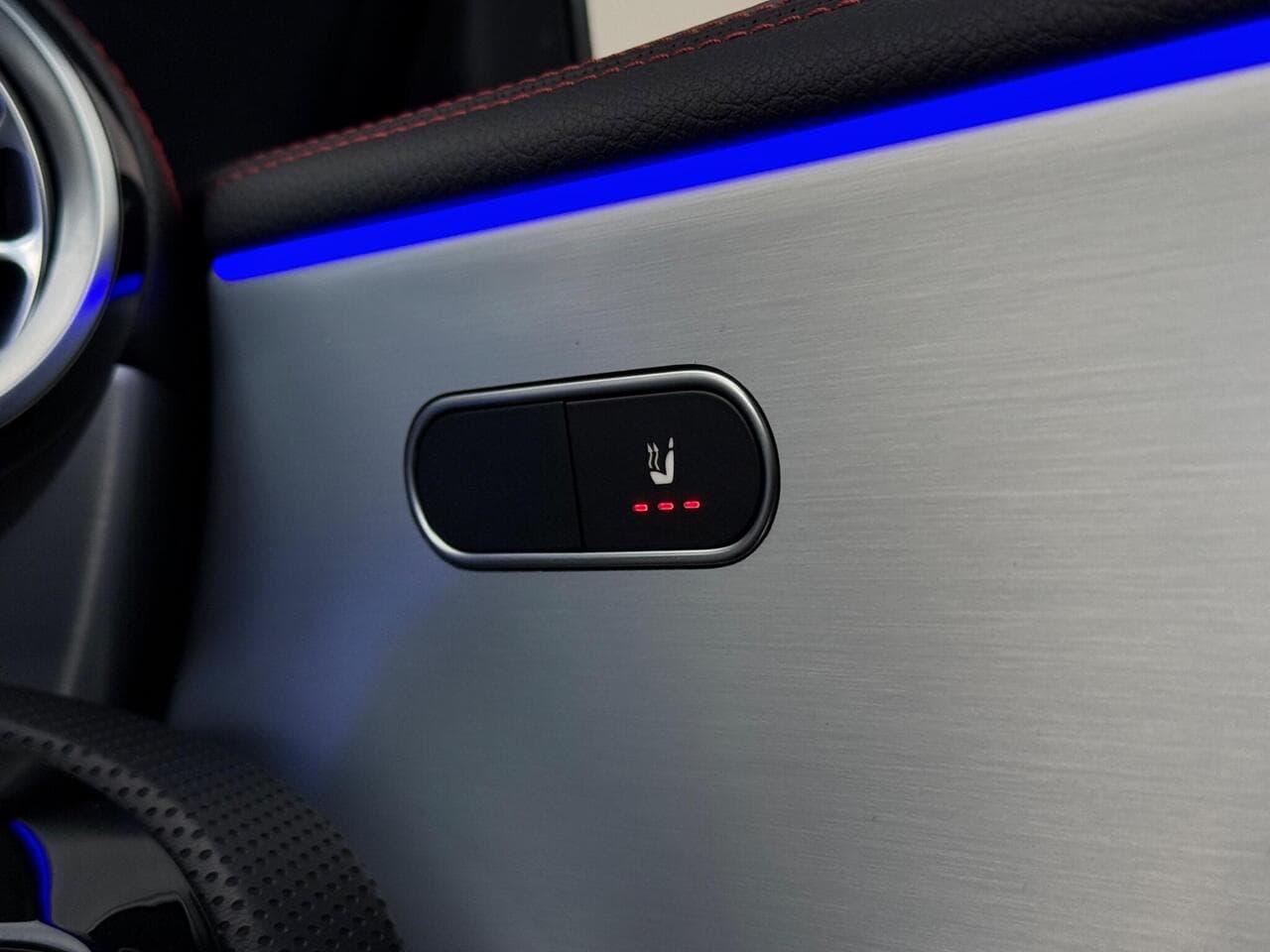 Mercedes-Benz CLA thumbnail Misc Controls