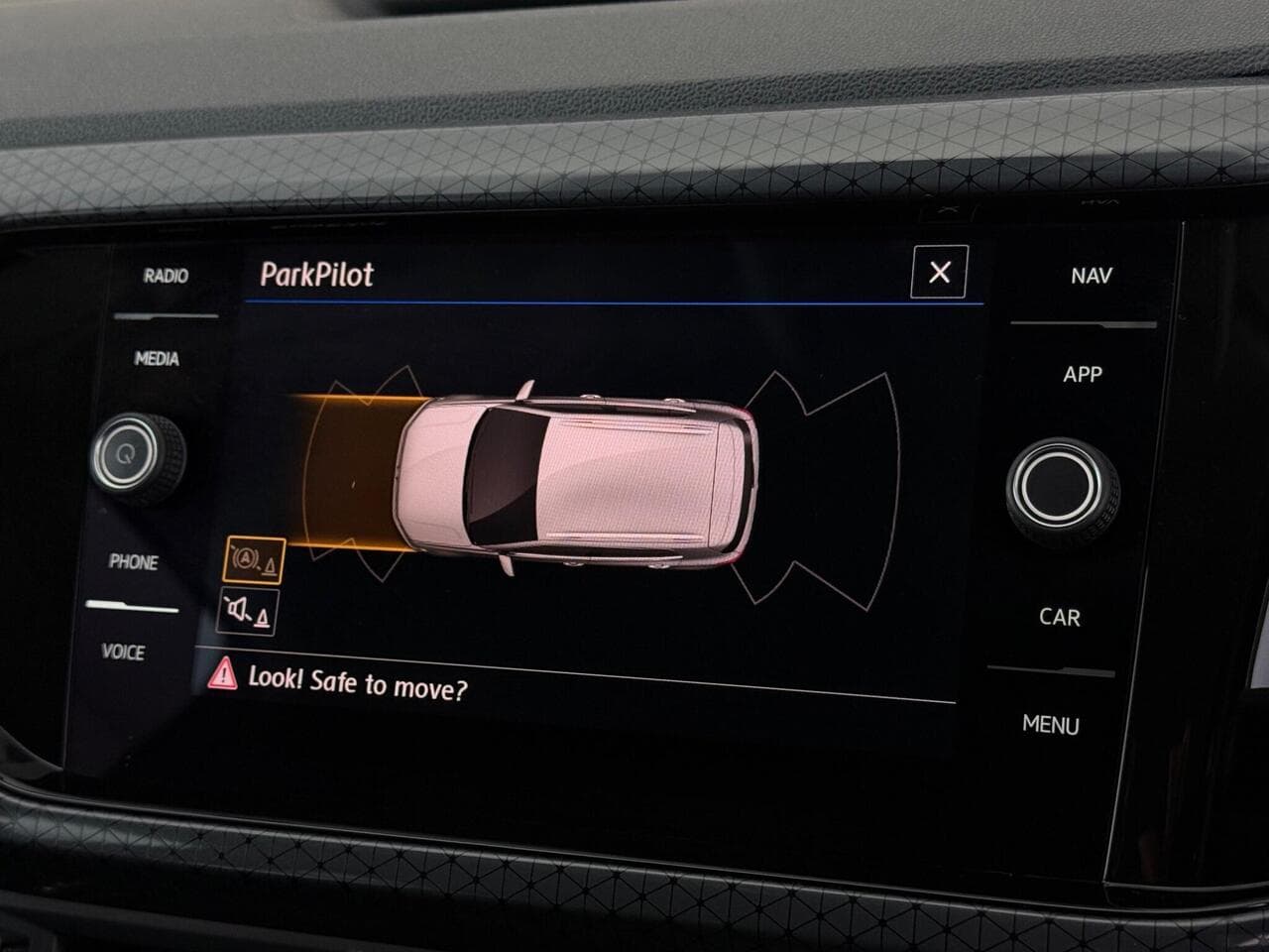 Volkswagen T-Cross thumbnail Infotainment System