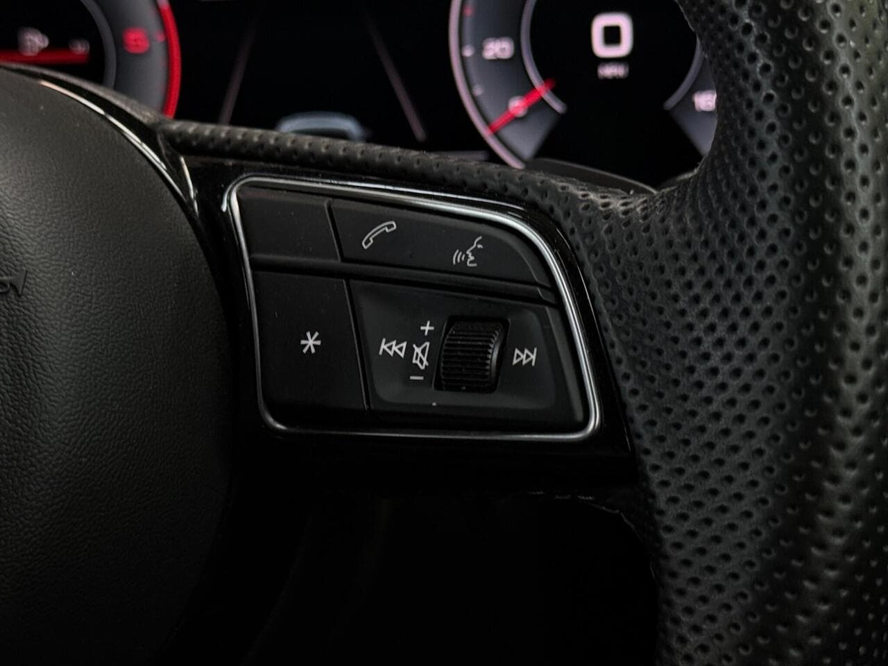 Audi A5 thumbnail Misc Controls