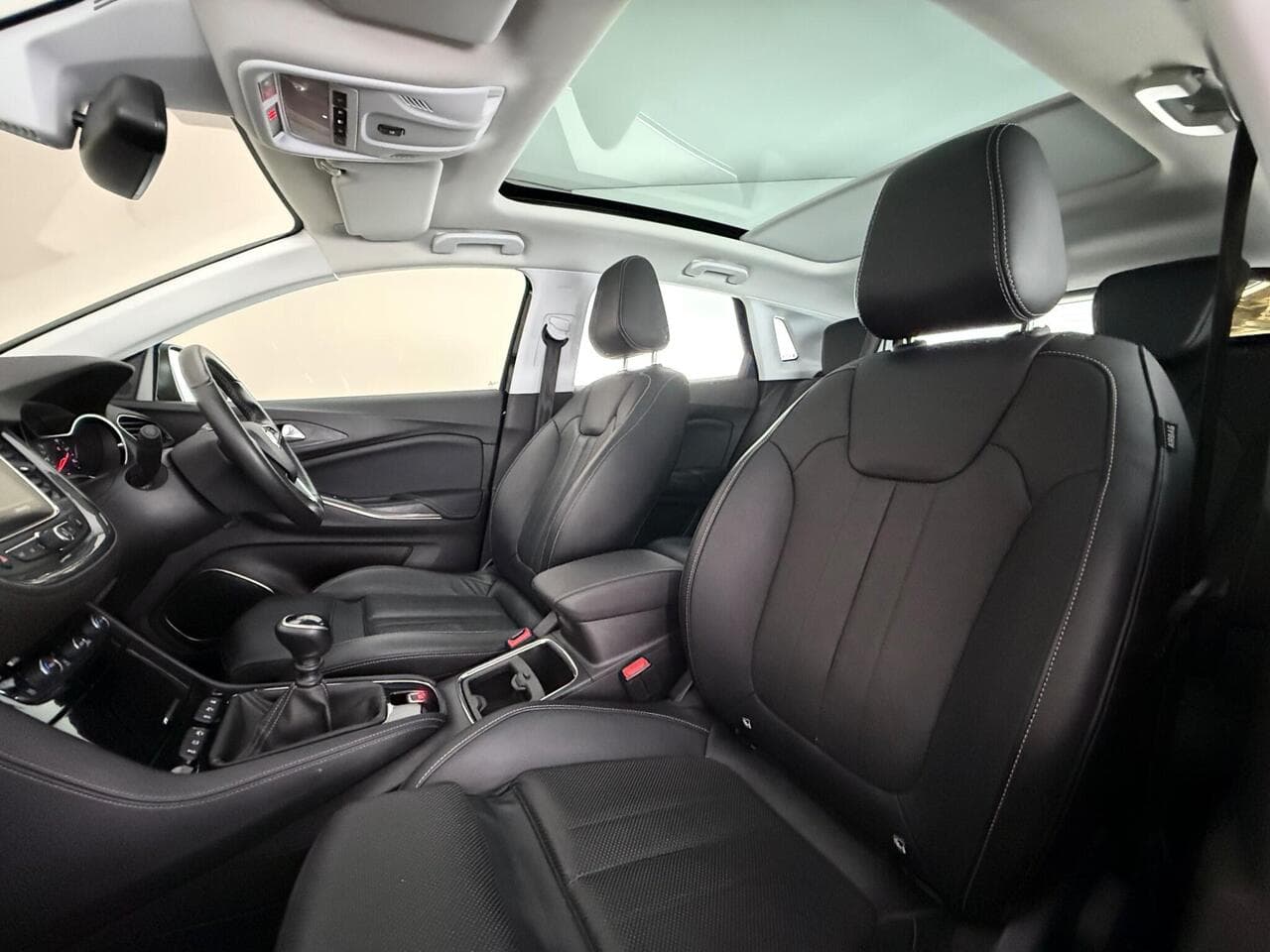 Vauxhall Grandland X thumbnail Seat Front Passenger