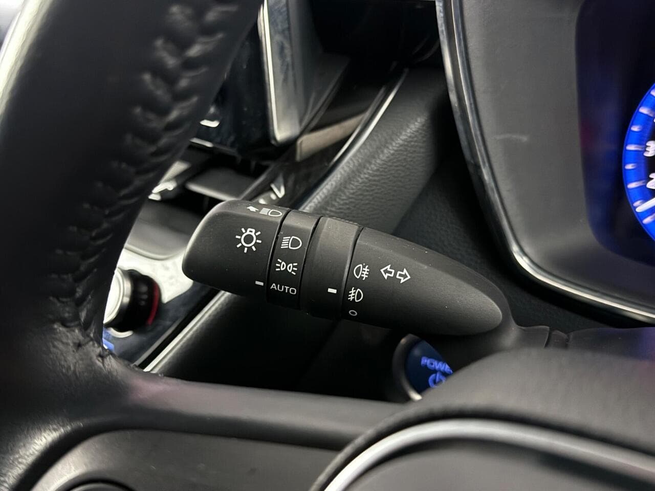 Toyota Corolla thumbnail Misc Controls