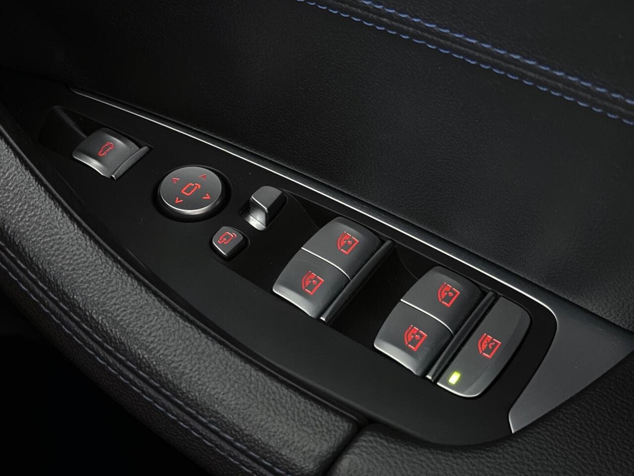 BMW iX3 thumbnail Misc Controls
