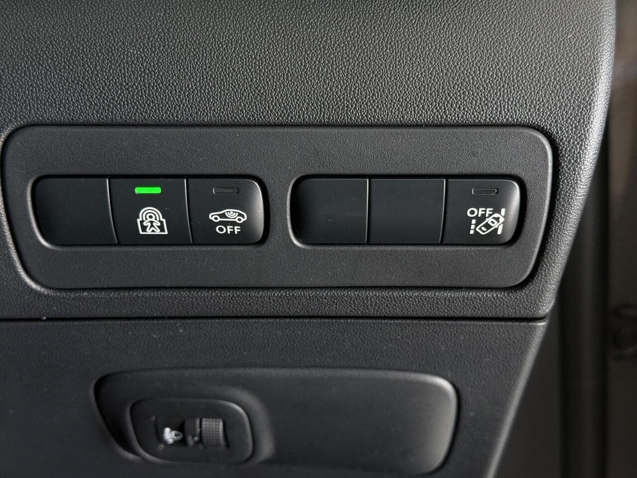 Citroen C3 Aircross thumbnail Misc Controls