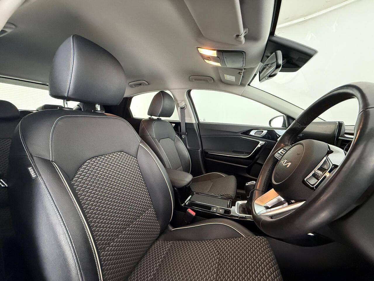 Kia XCeed thumbnail Seat Driver