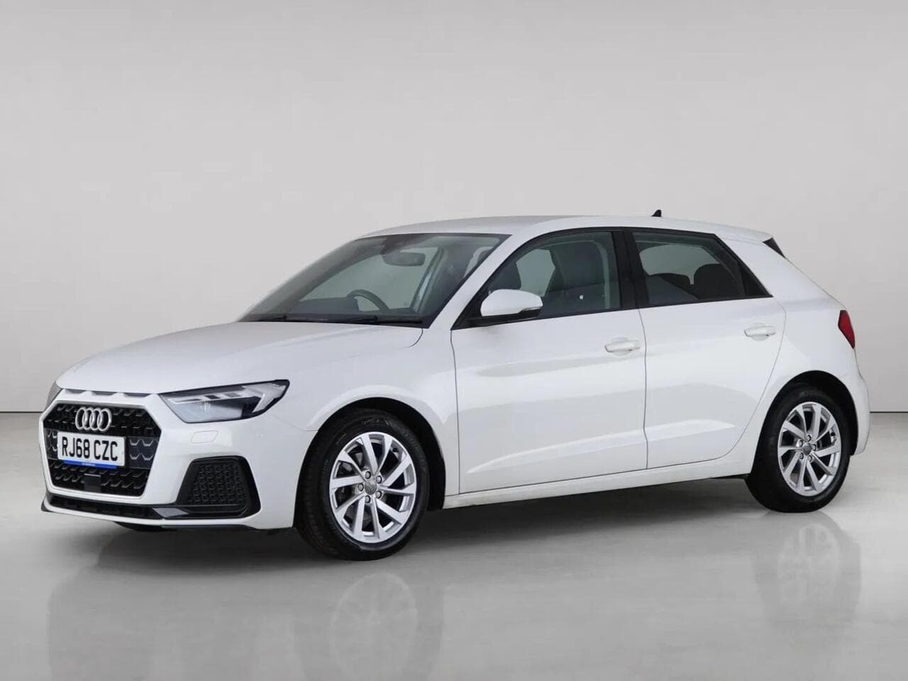 Audi A1 thumbnail Front Left