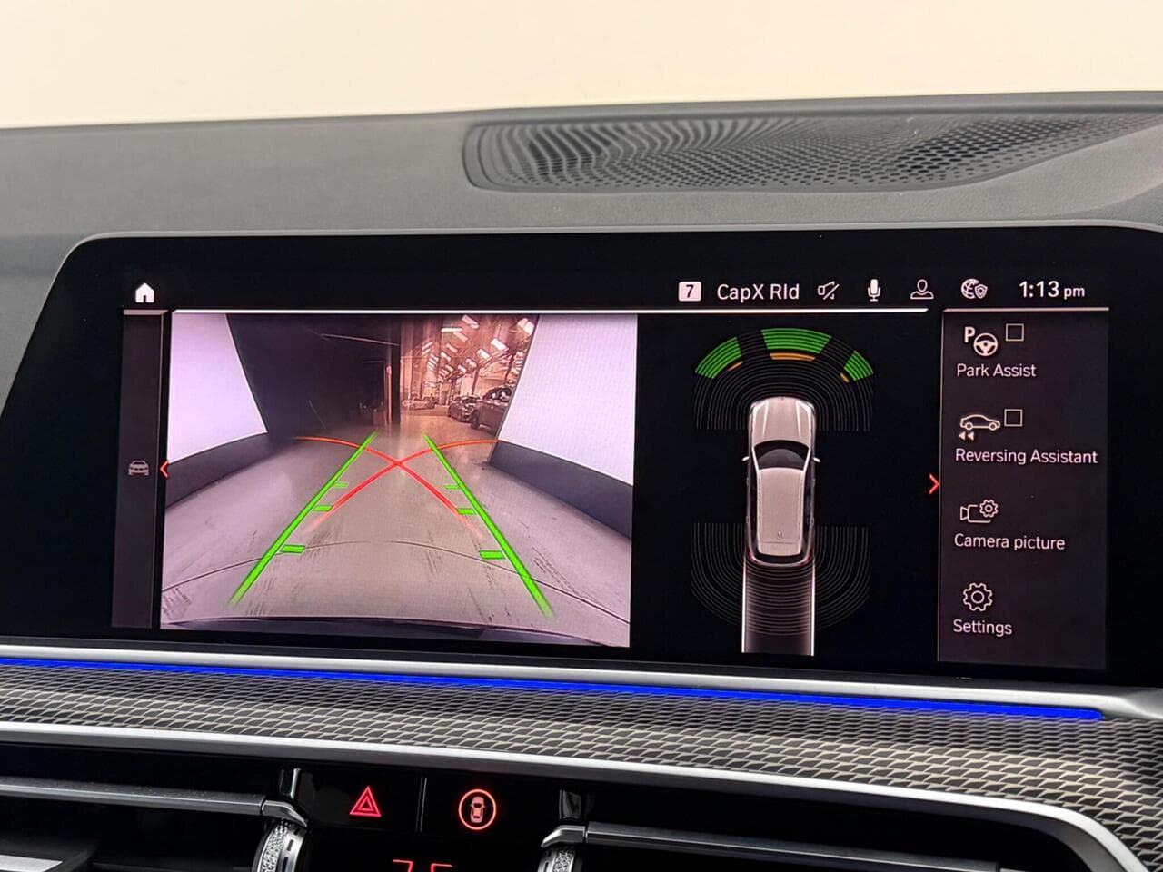 BMW X5 thumbnail Infotainment System