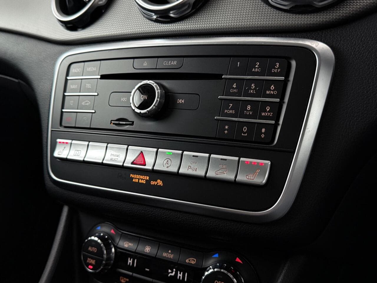 Mercedes-Benz GLA thumbnail Infotainment System