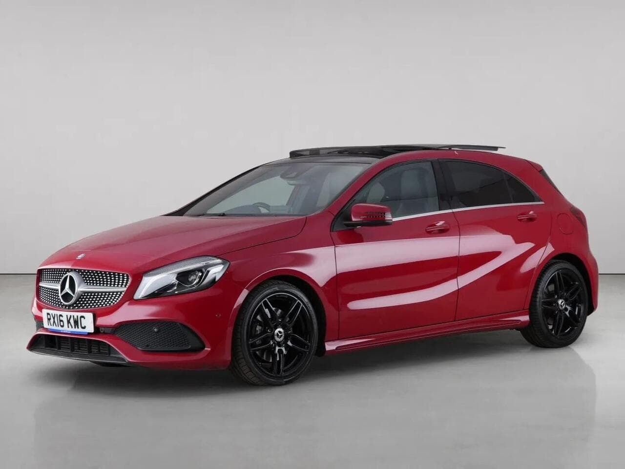 Mercedes-Benz A Class thumbnail Front Left