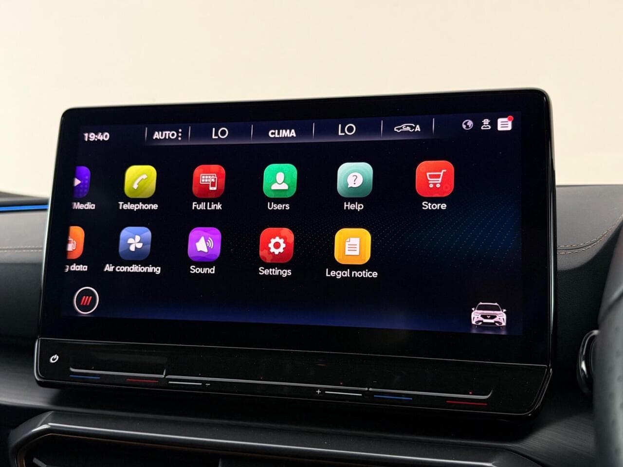 CUPRA Formentor thumbnail Infotainment System
