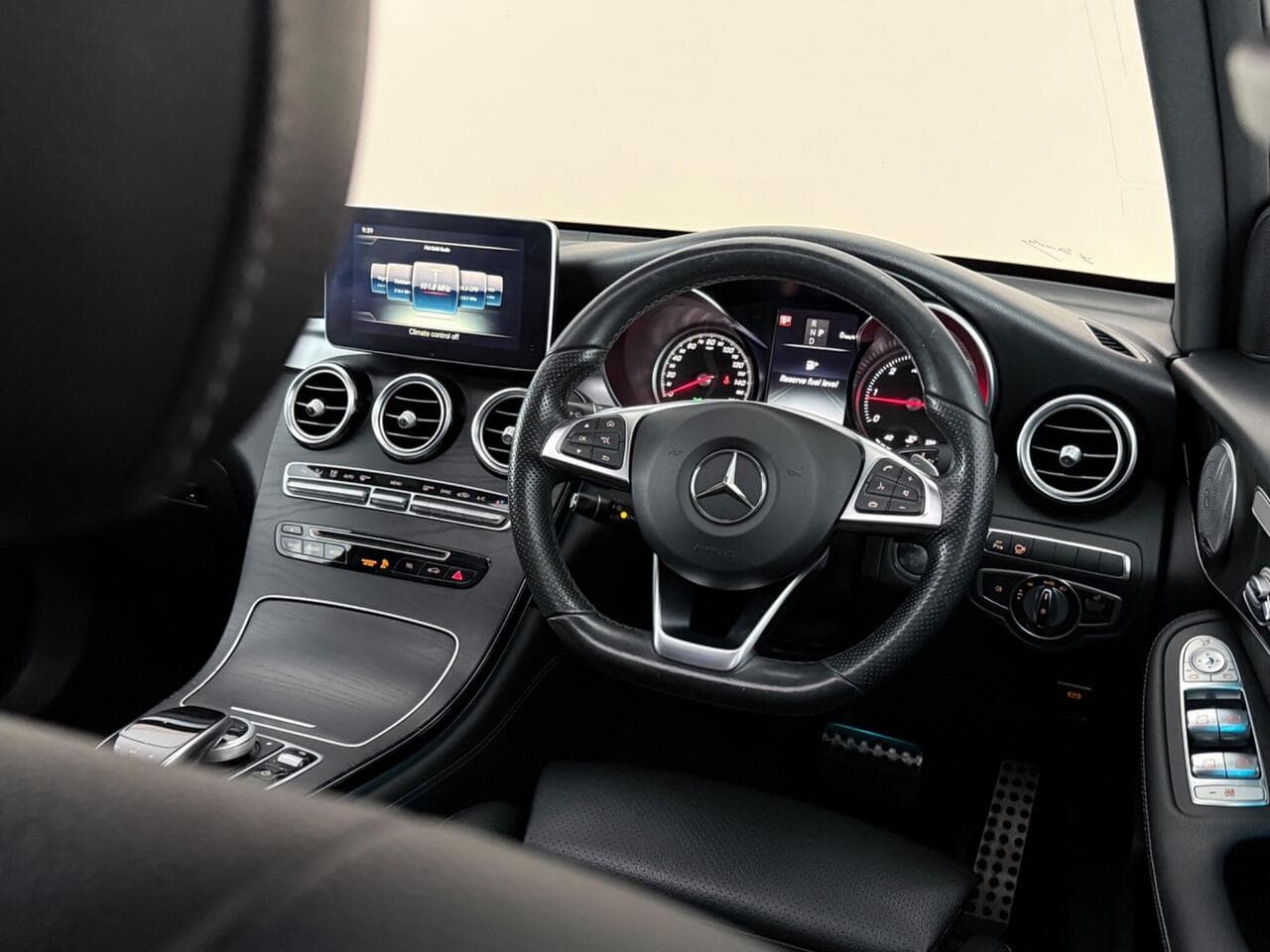 Mercedes-Benz GLC thumbnail Inconclusive