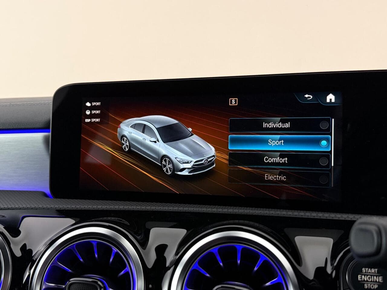 Mercedes-Benz CLA thumbnail Infotainment System