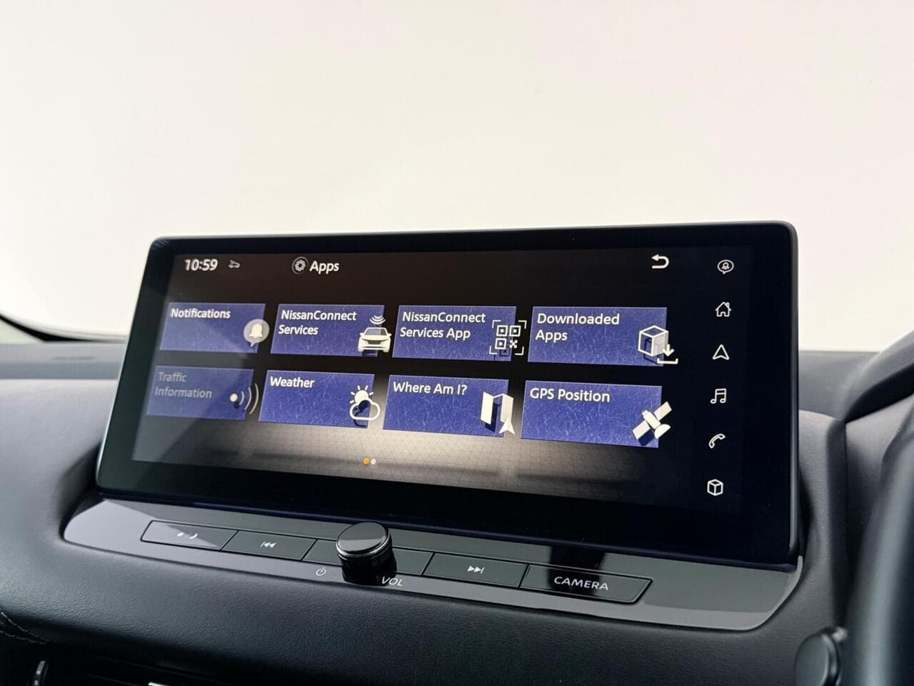 Nissan Qashqai thumbnail Infotainment System