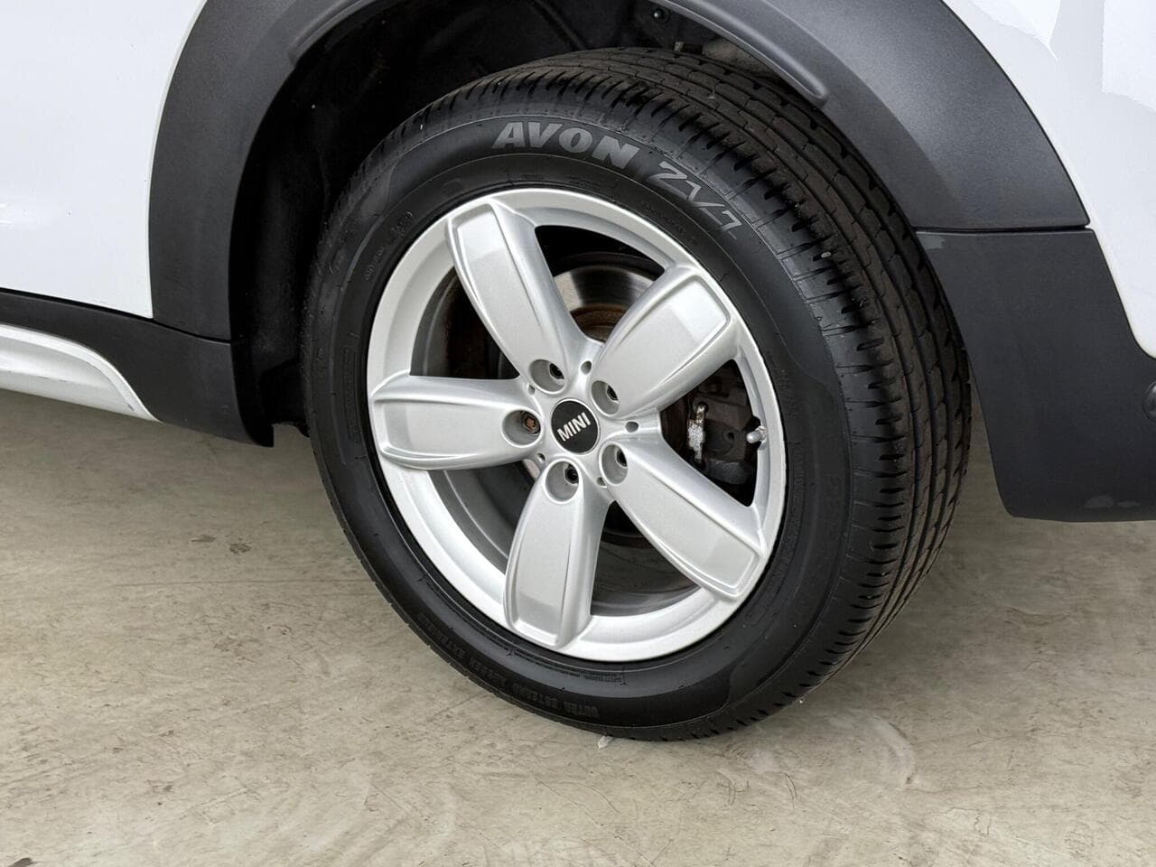 MINI Countryman thumbnail Wheel