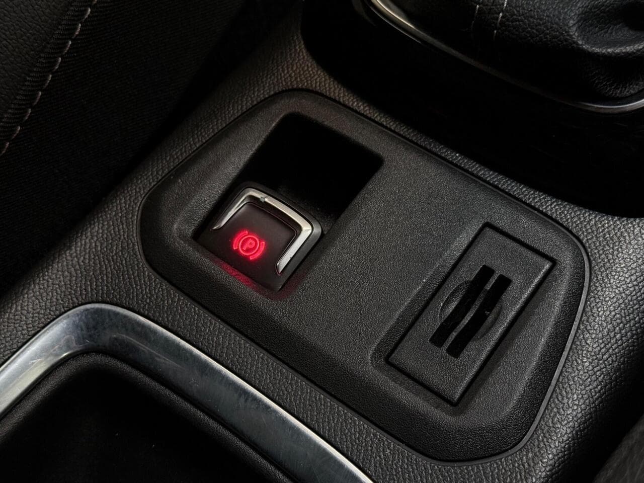 Vauxhall Corsa thumbnail Misc Controls