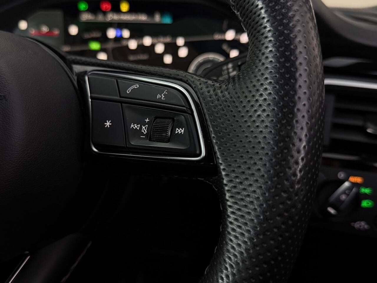 Audi A5 thumbnail Misc Controls