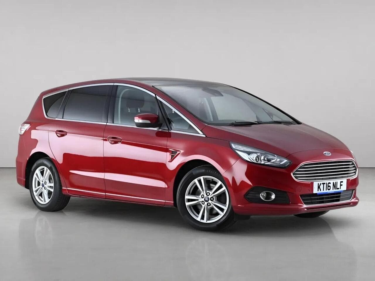 Ford S-Max - Ford S-Max 2.0 TDCi Titanium Euro 6 (s/s) 5dr