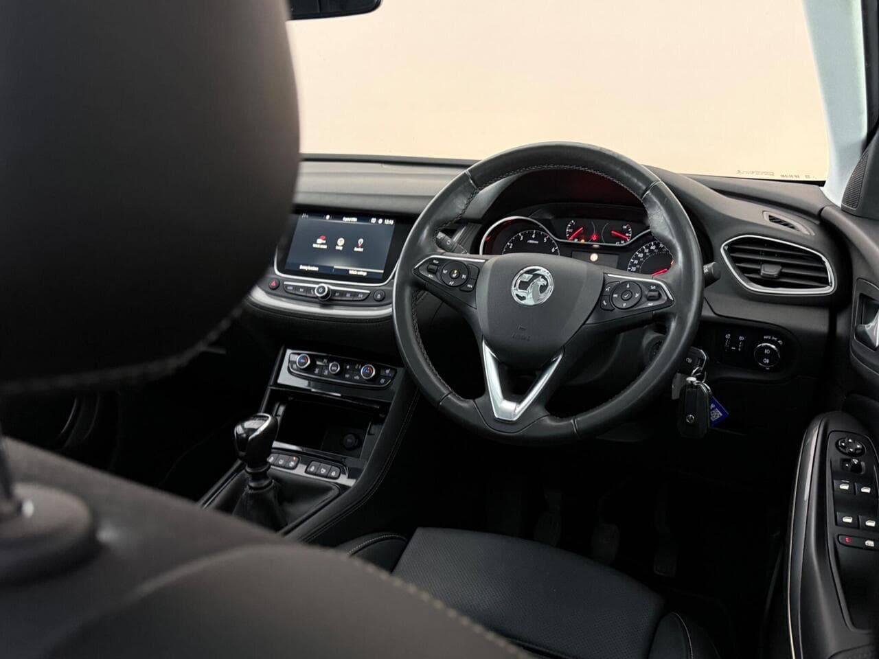 Vauxhall Grandland X thumbnail Interior Front