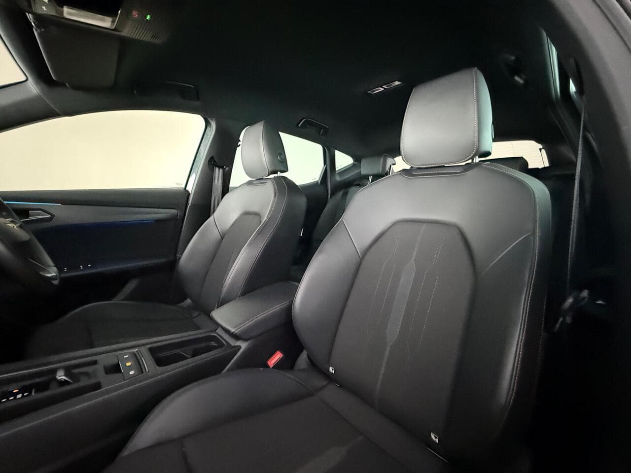 CUPRA Formentor thumbnail Seat Front Passenger