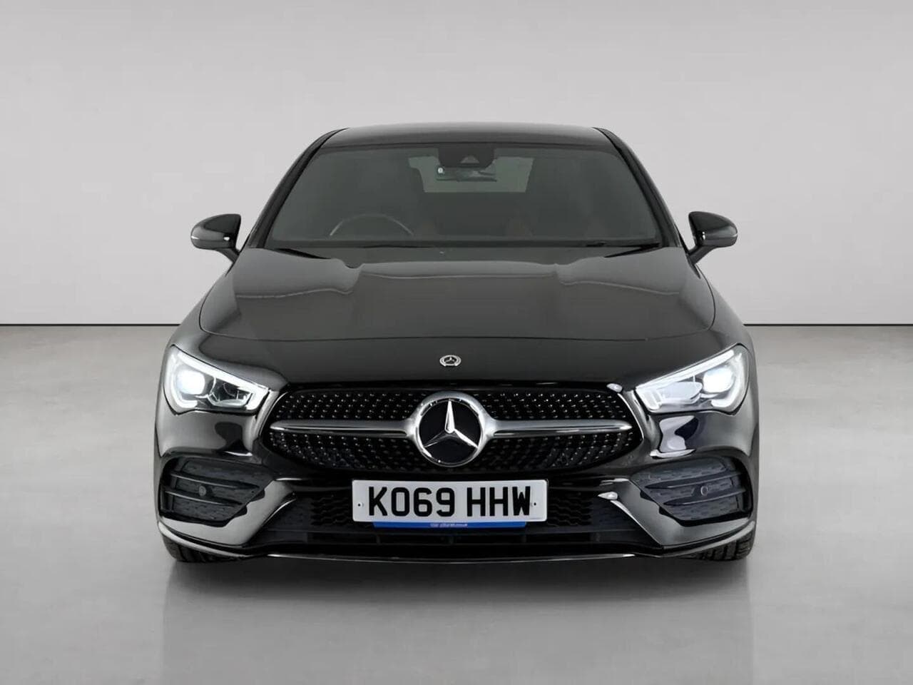 Mercedes-Benz CLA thumbnail Front
