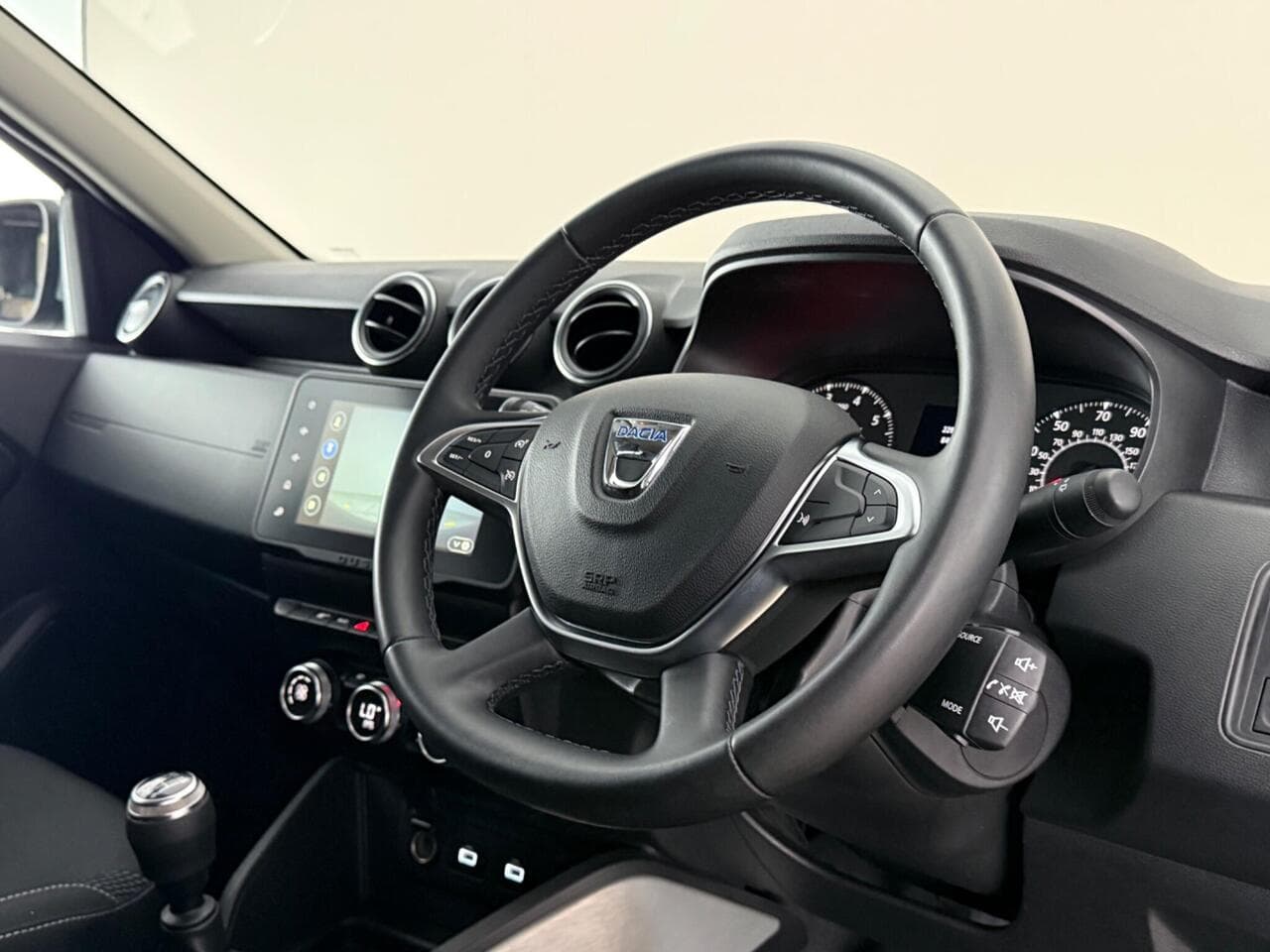 Dacia Duster thumbnail Interior Front