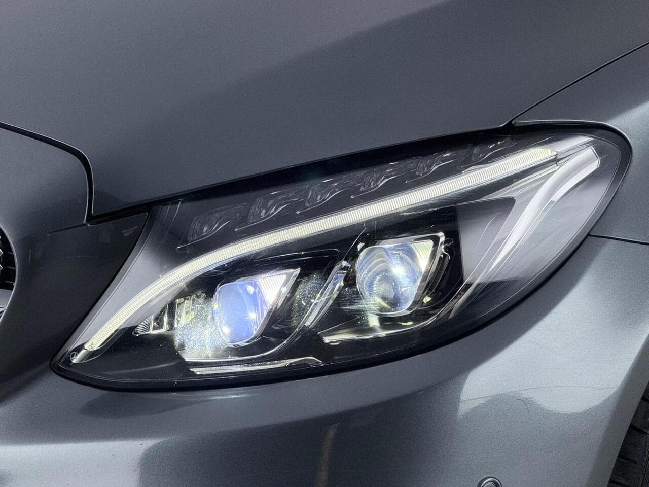 Mercedes-Benz C Class thumbnail Lights Front