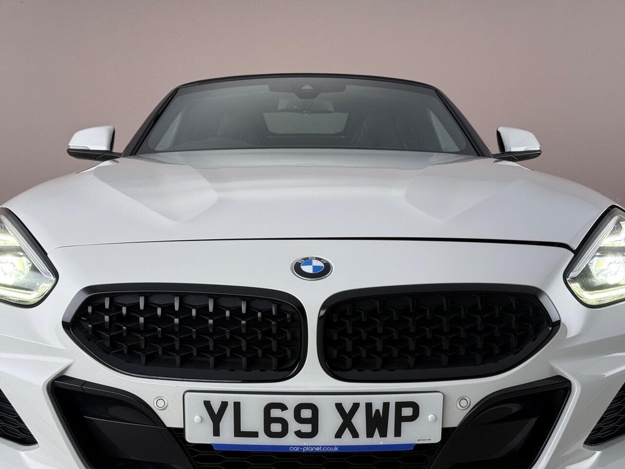 BMW Z4 thumbnail Front