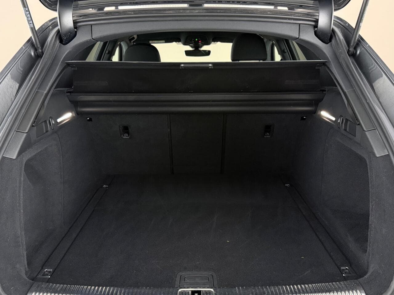 Audi A4 Avant thumbnail Boot
