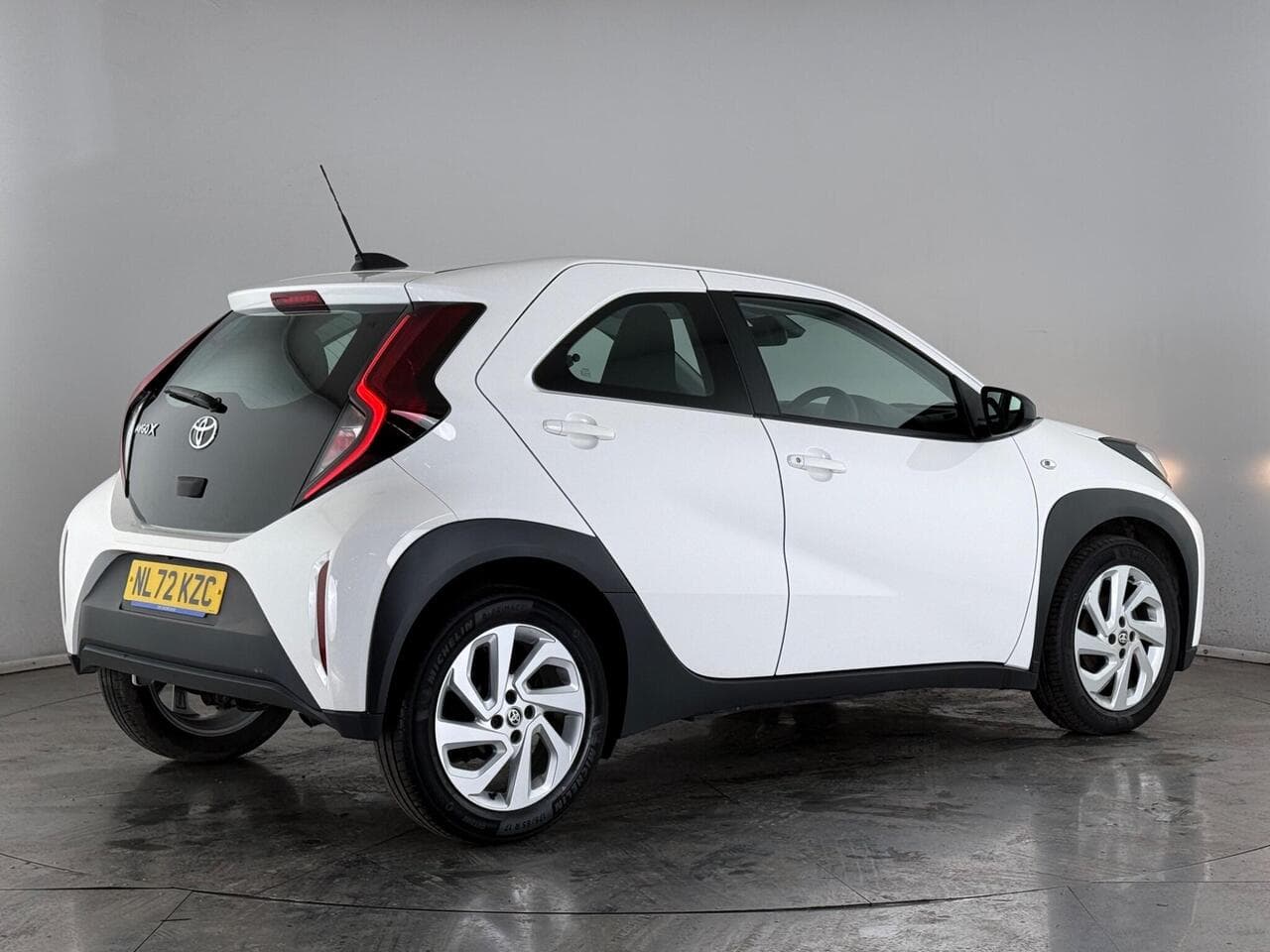 Toyota Aygo X thumbnail Rear Right