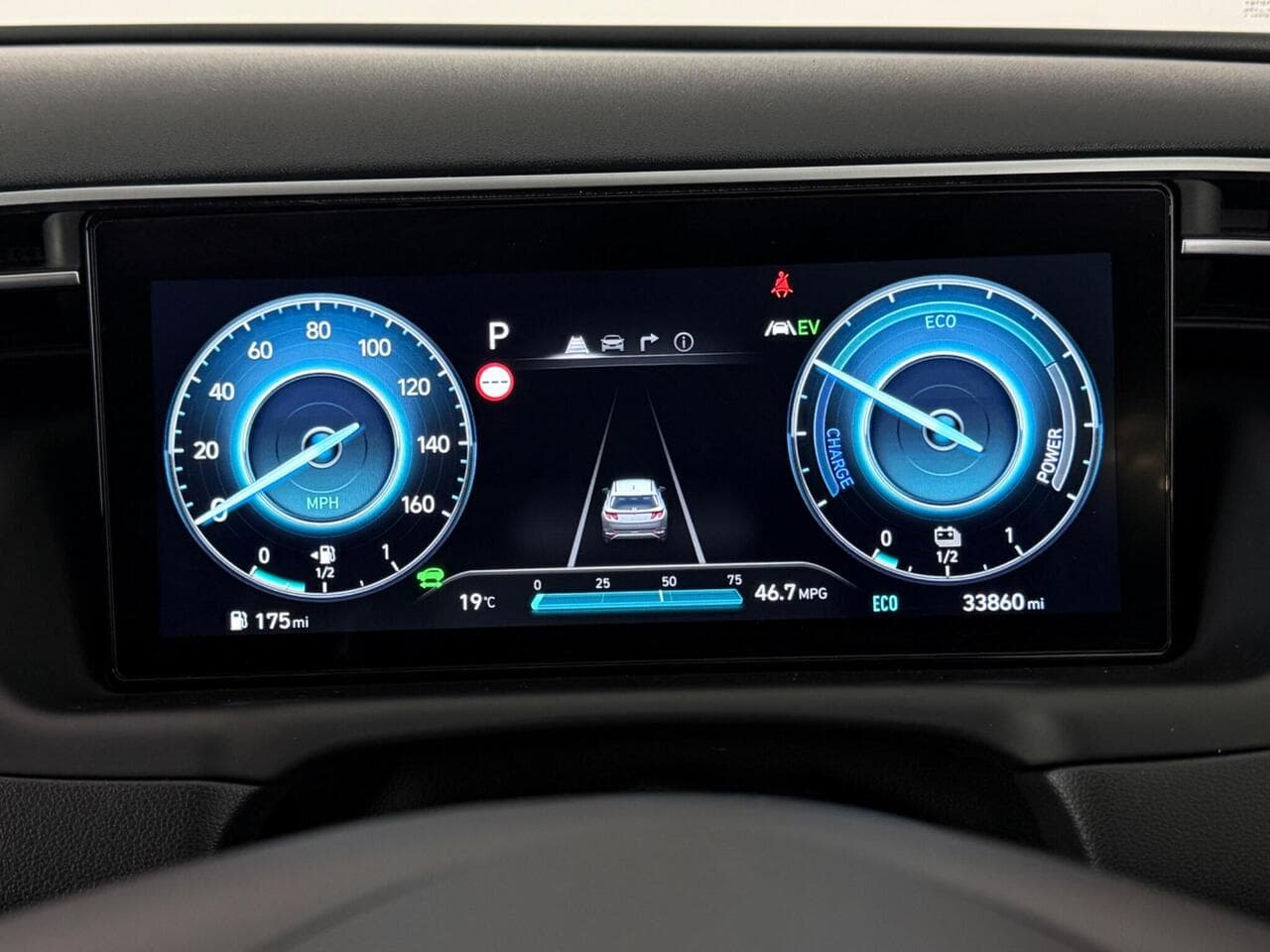 Hyundai TUCSON thumbnail Driver Instruments