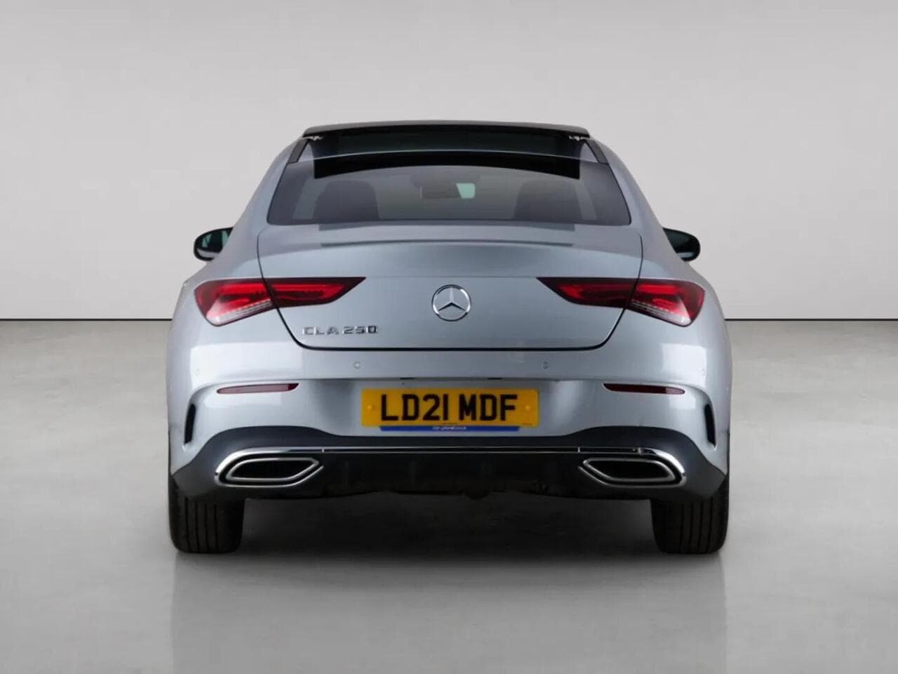 Mercedes-Benz CLA thumbnail Rear