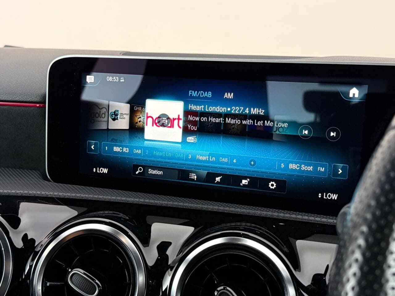 Mercedes-Benz A Class thumbnail Infotainment System