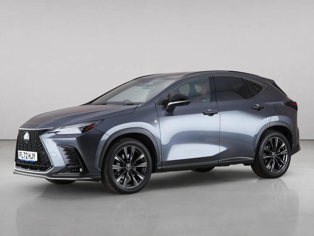 Lexus NX thumbnail Front Left