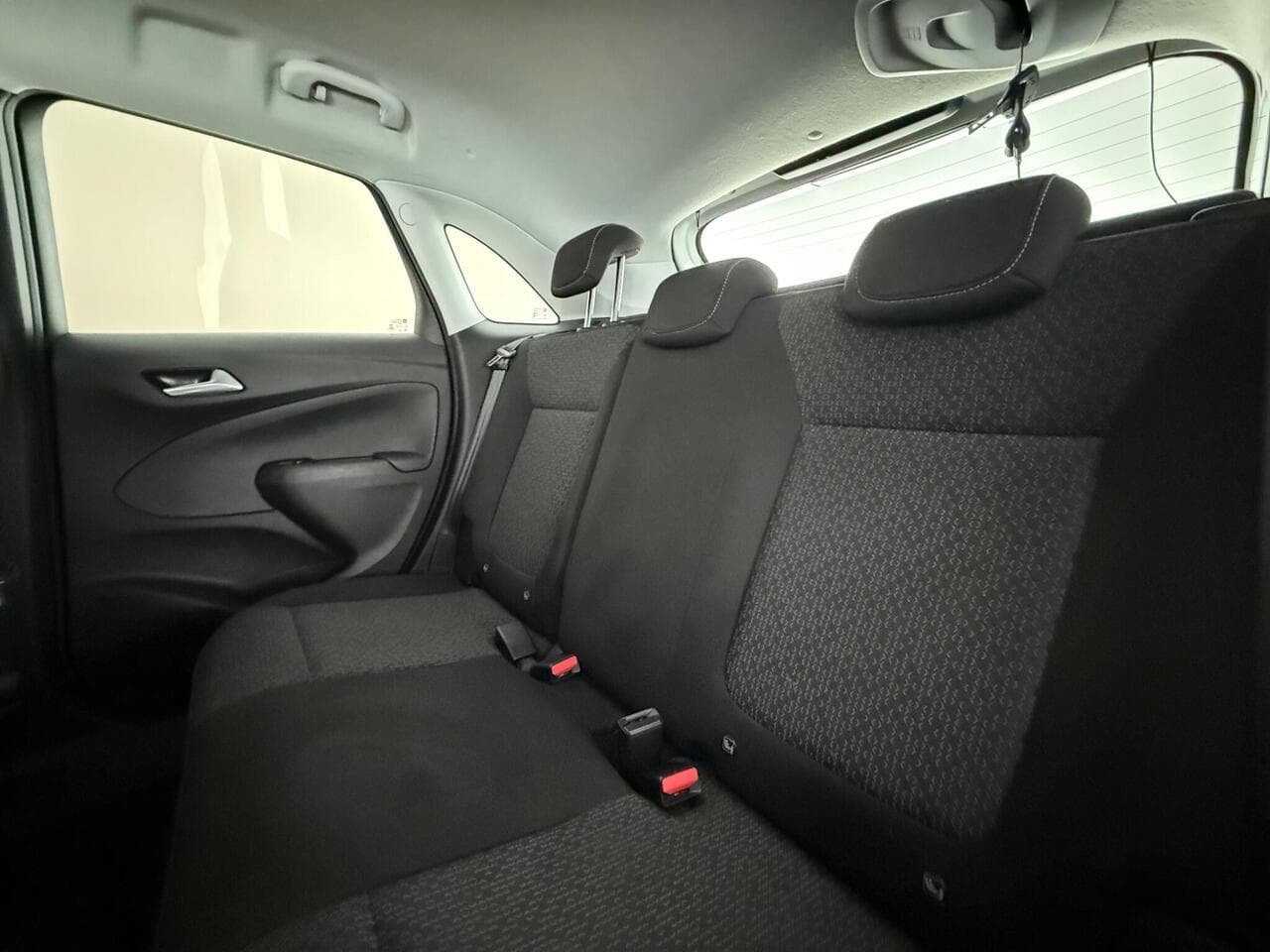 Vauxhall Crossland thumbnail Seats Rear
