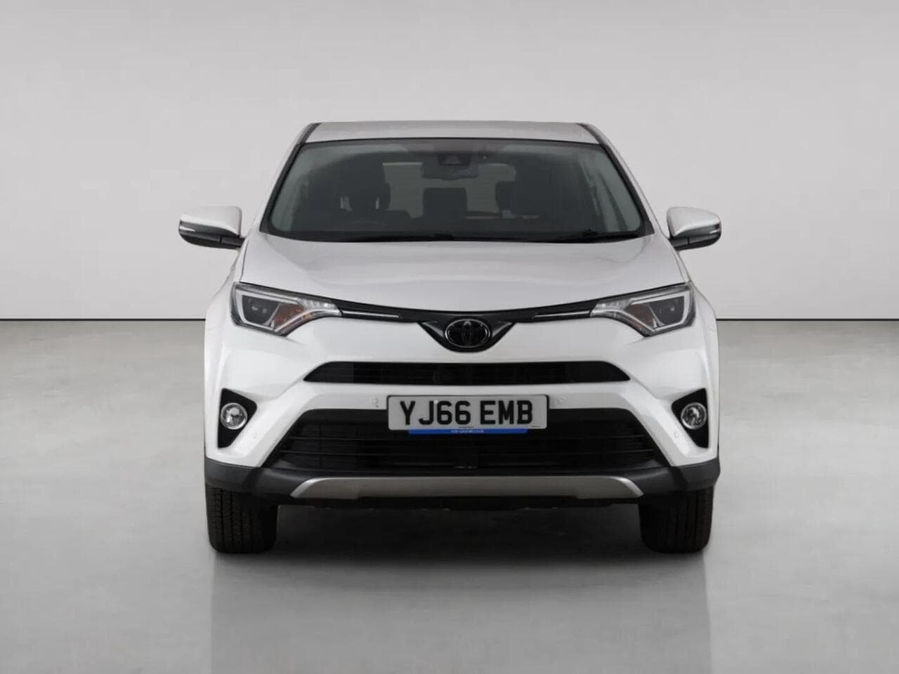Toyota RAV4 thumbnail Front