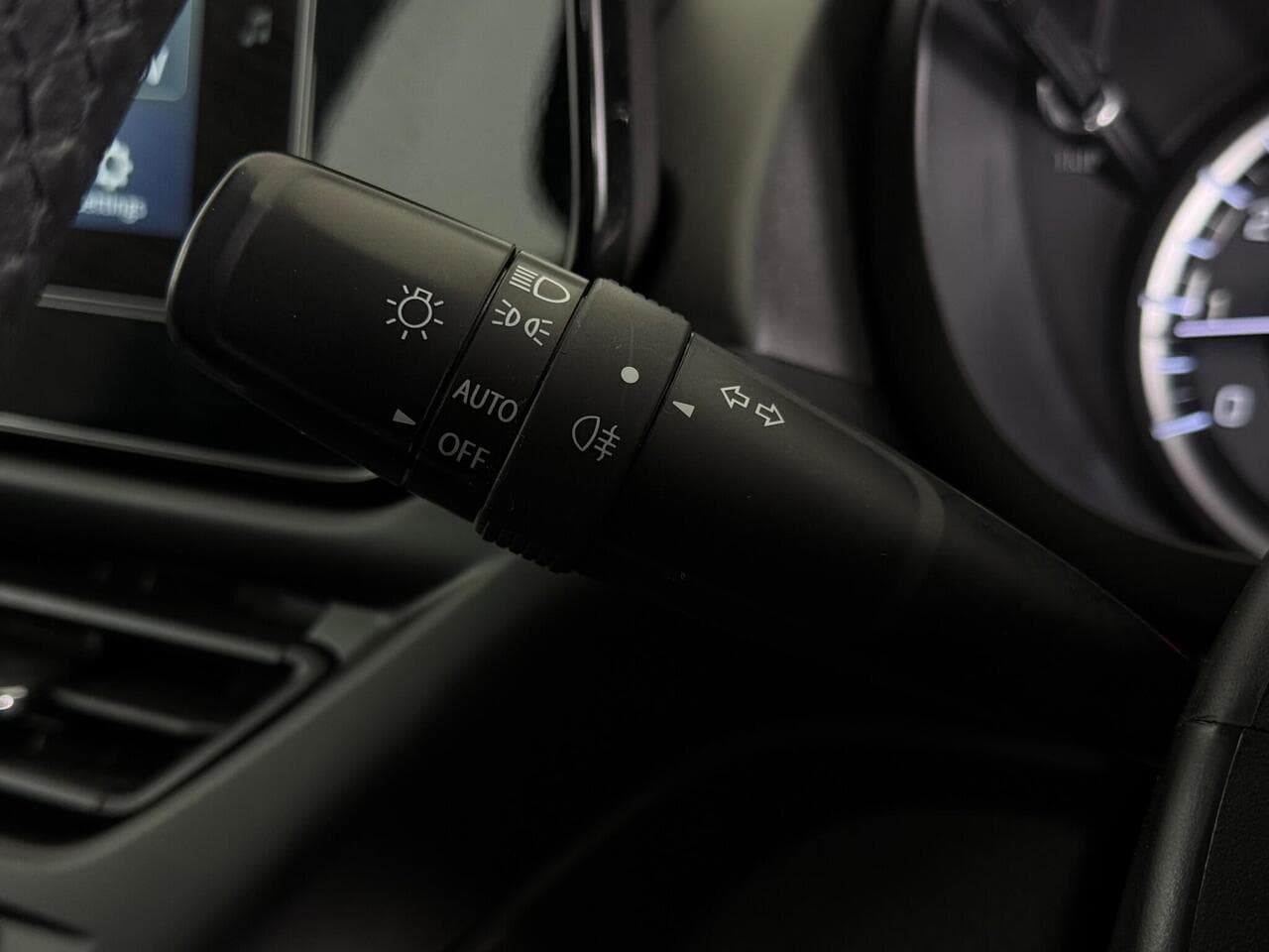 Suzuki S-Cross thumbnail Misc Controls